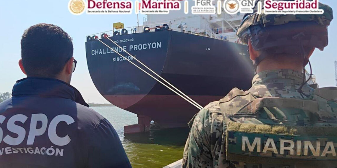 Aseguran 18 millones de litros de huachicol en puertos; vinculan a red ligada al CJNG