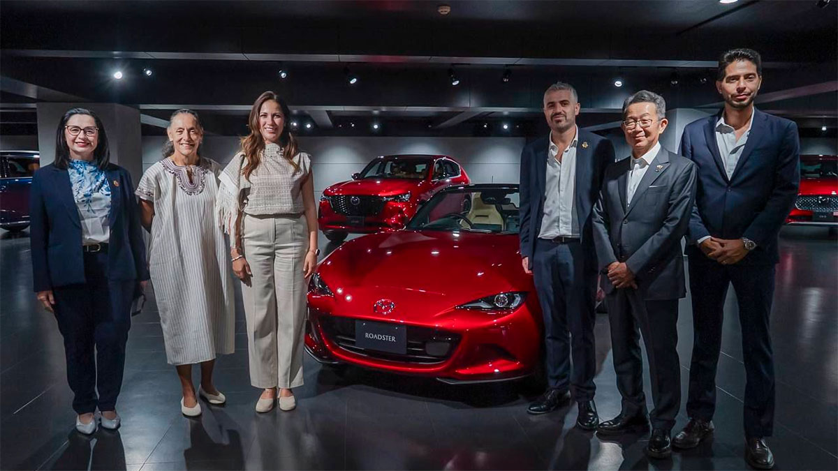 Libia Dennise refuerza lazos con Mazda en Japón