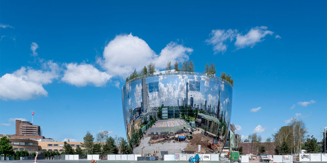 Niño daña cuadro valorado en 50 millones de euros en museo