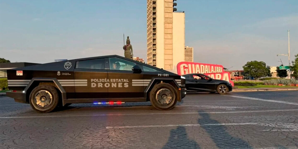 Guadalajara incorpora patrullas Tesla Cybertruck a su estrategia de seguridad